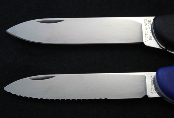 Victorinox 111mm Liner-lock (plain-edge) and Slide-lock (partially-serrated) Blade Comparison