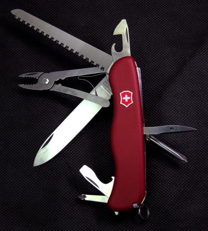 A Victorinox Carpenter 111mm slide-lock knife.  Probably due to the inclusion of two Phillips drivers, this model appears to have been discontinued quite early and is much less common.