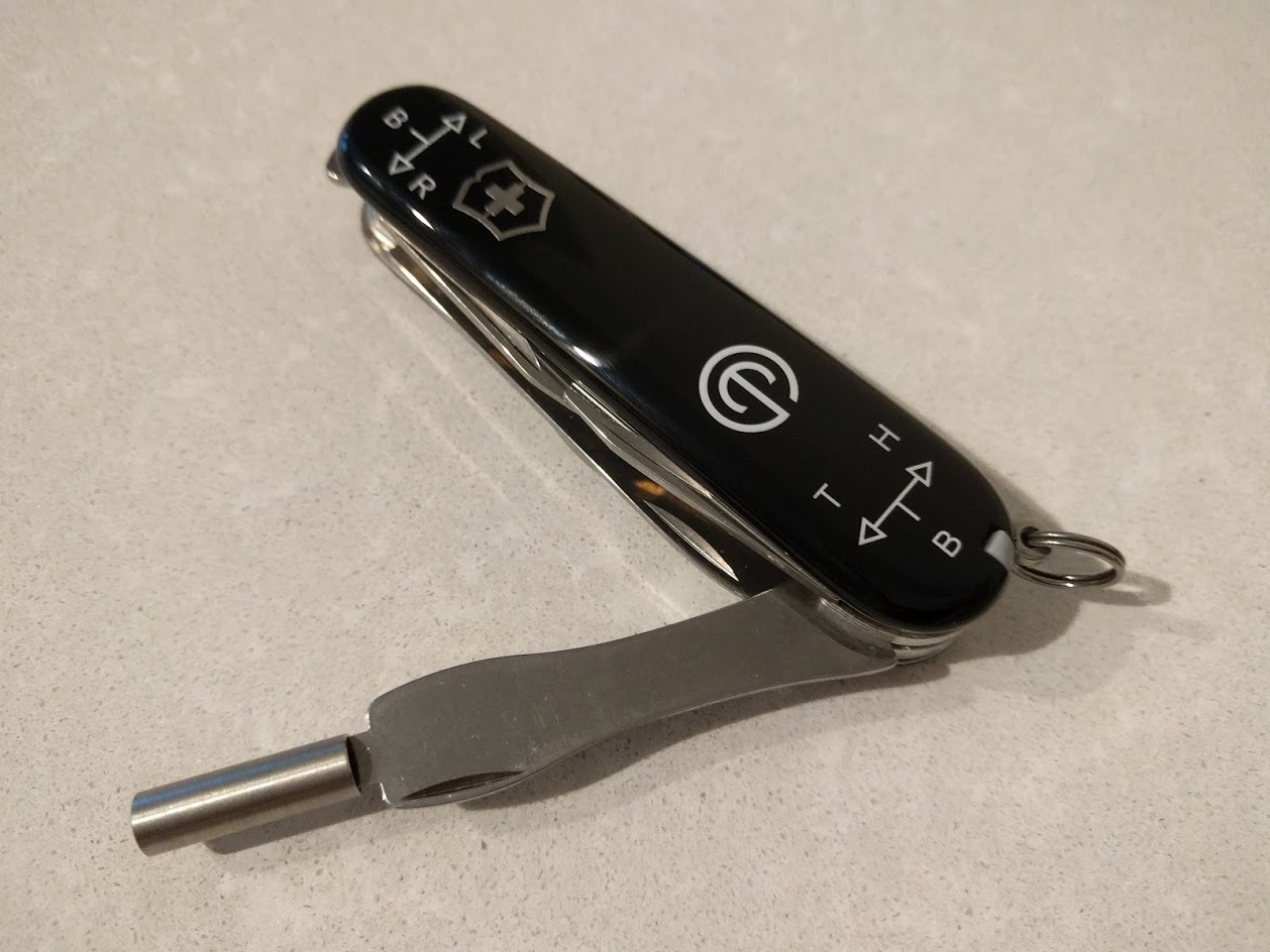 Victorinox FASS 90 with the hight adjustment tool opened