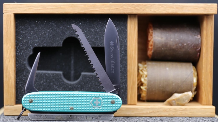 Turquoise Ice Bushcrafter 