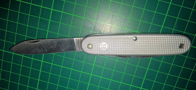 Fig. 10.  Soldier Model 1961 with silver Alox scales